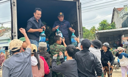 Hỗ trợ lũ lụt 4